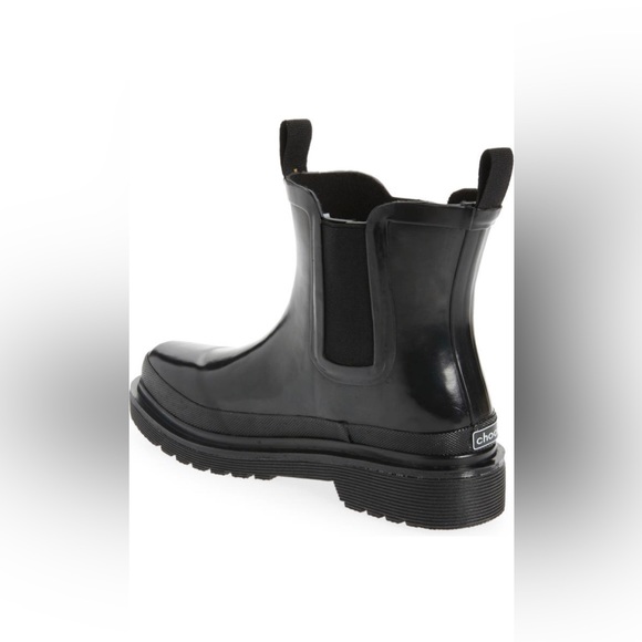 Chooka Damascus waterproof Chelsea boots - Picture 2 of 10